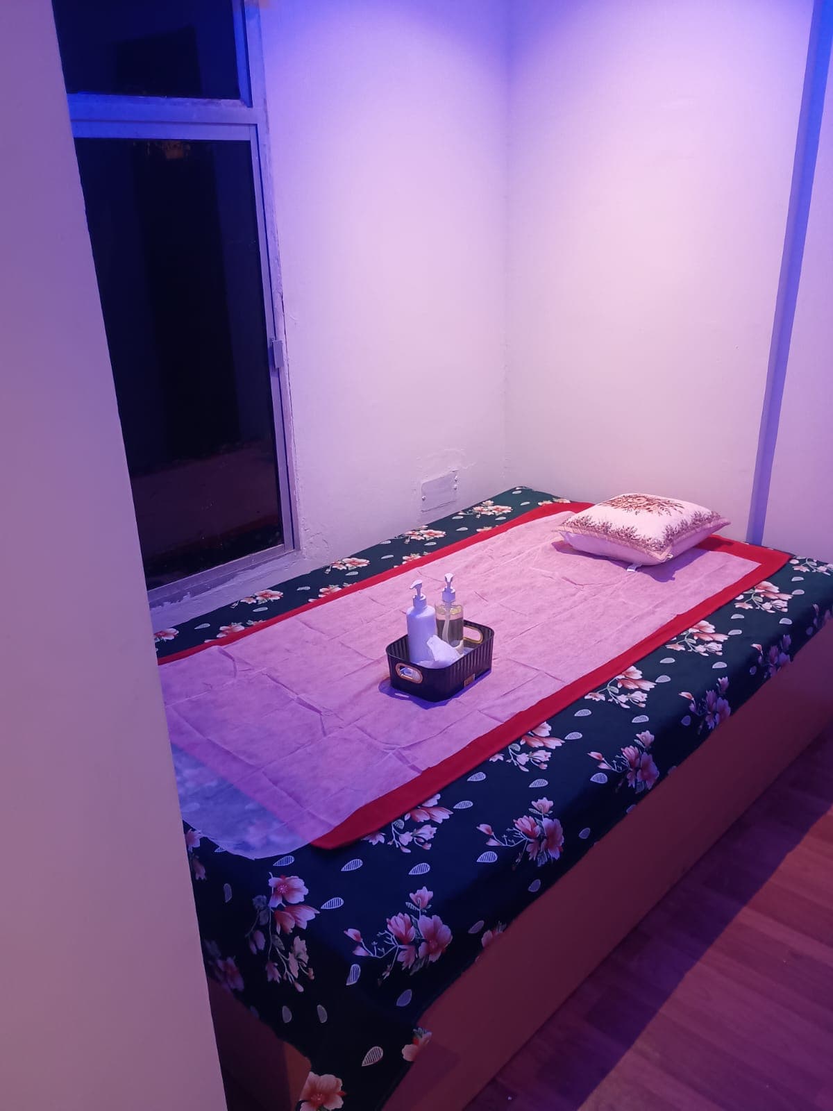 A quiet corner, ready for a treatment